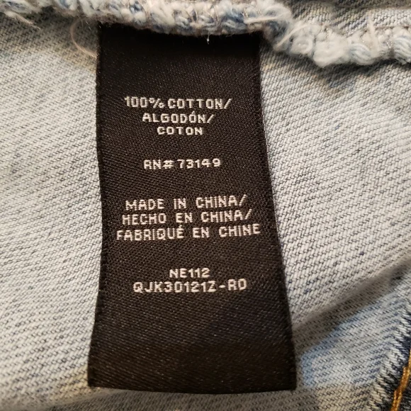 NWT "MAMA" Jean Jacket - Picture 7 of 9